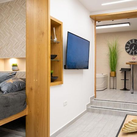 Romsuites - Amazing Atmosphere, Baha'I Gardens Main Street, German Colony ไฮฟา ภายนอก รูปภาพ